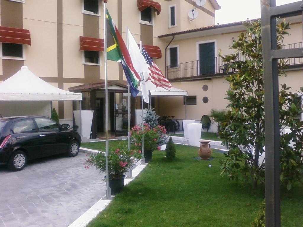 Hotel De Meis Capistrello Luaran gambar