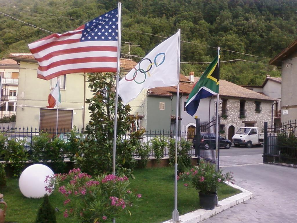 Hotel De Meis Capistrello Luaran gambar
