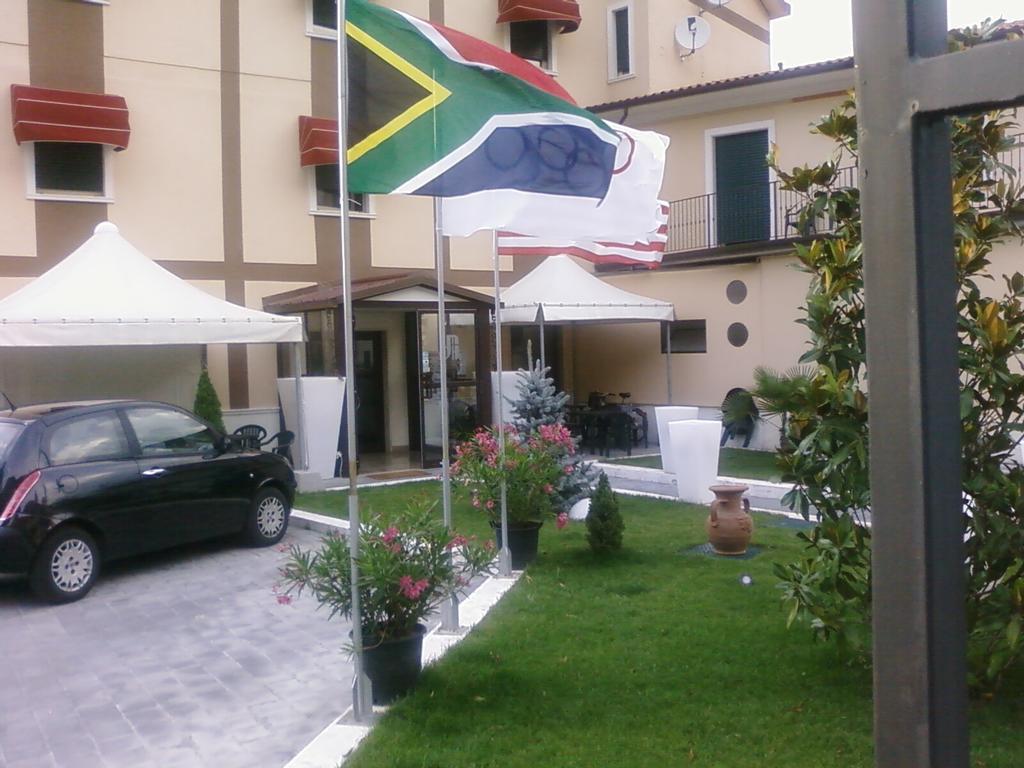 Hotel De Meis Capistrello Luaran gambar