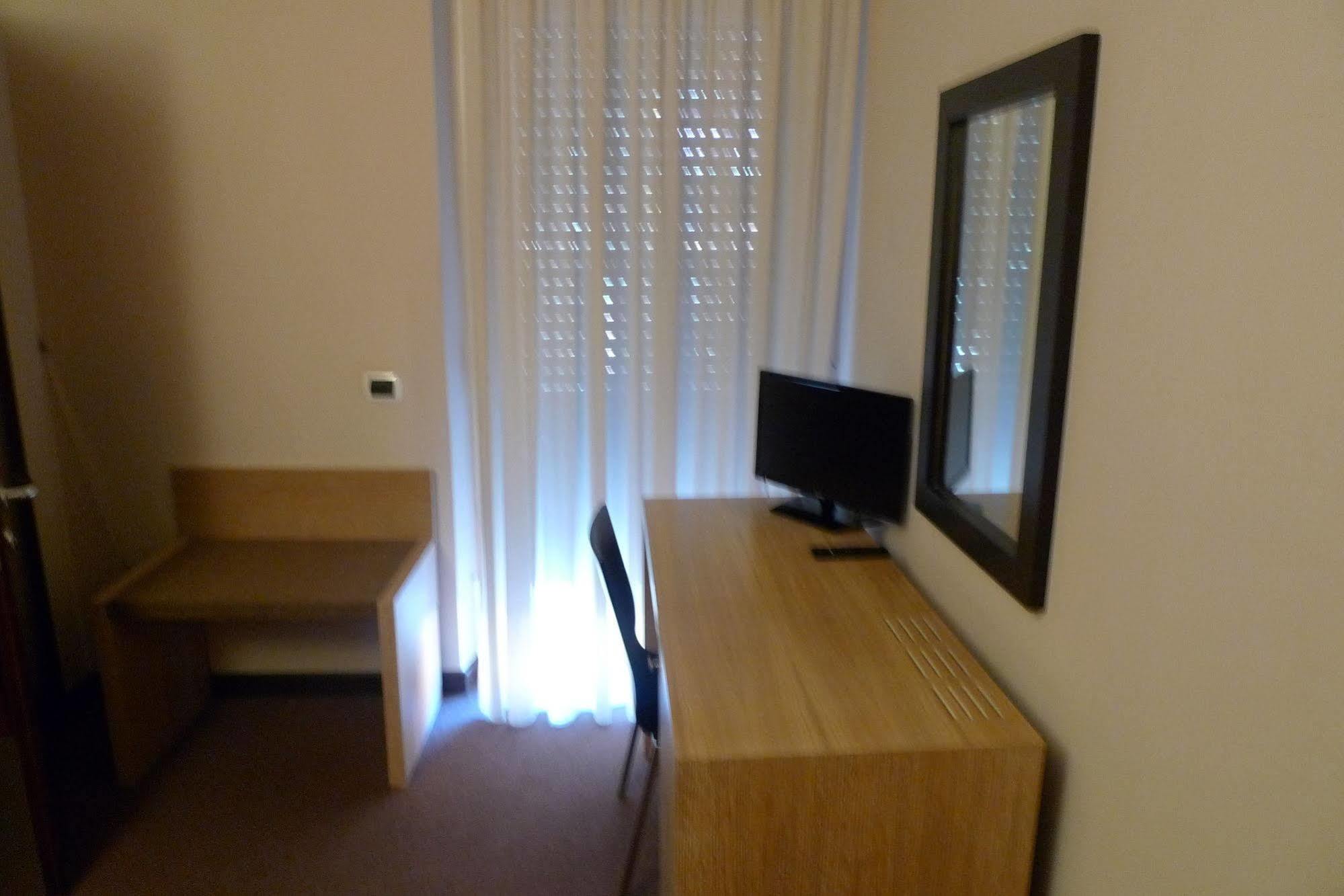 Hotel De Meis Capistrello Luaran gambar