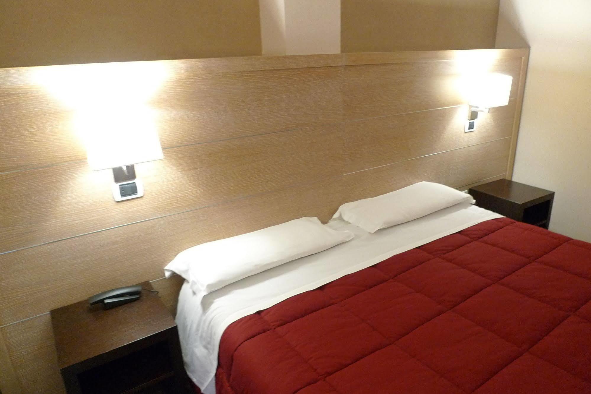 Hotel De Meis Capistrello Luaran gambar