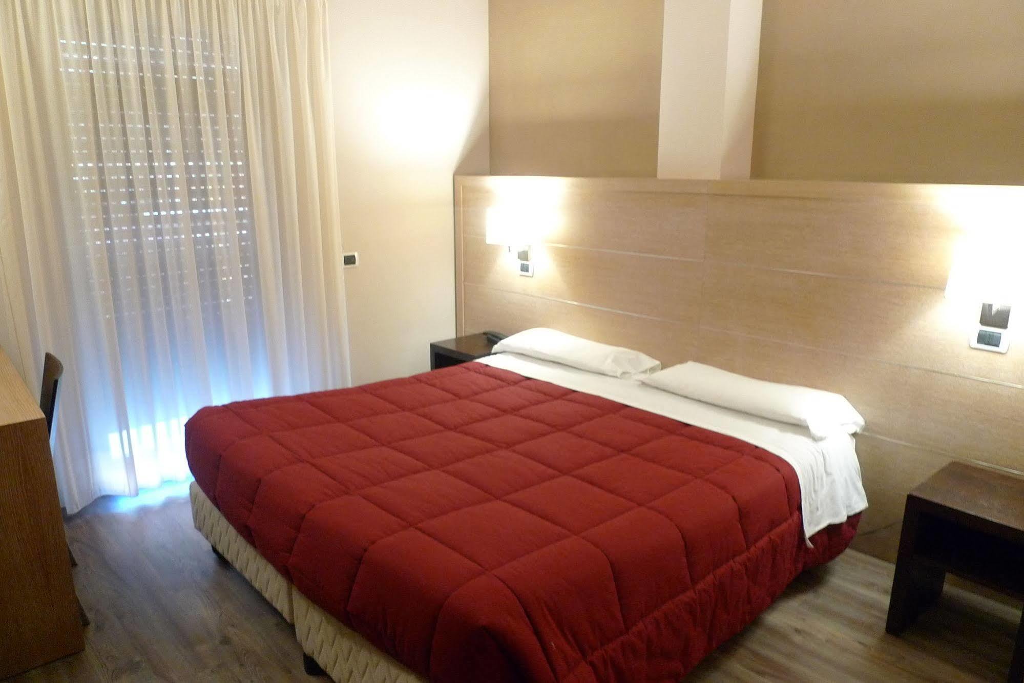 Hotel De Meis Capistrello Luaran gambar