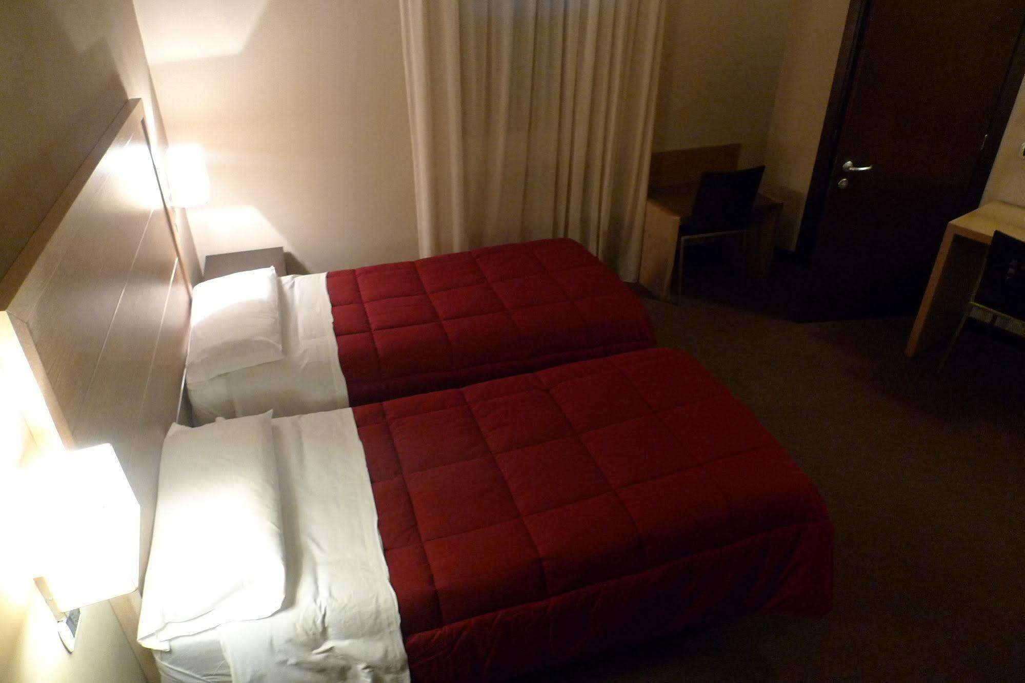 Hotel De Meis Capistrello Luaran gambar